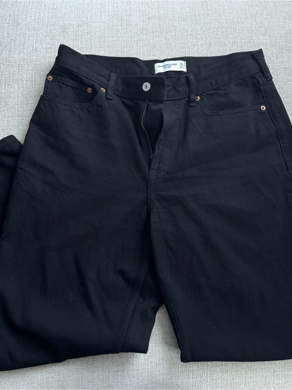 Abercrombie & Fitch High Rise Loose Jeans Size 30 Short